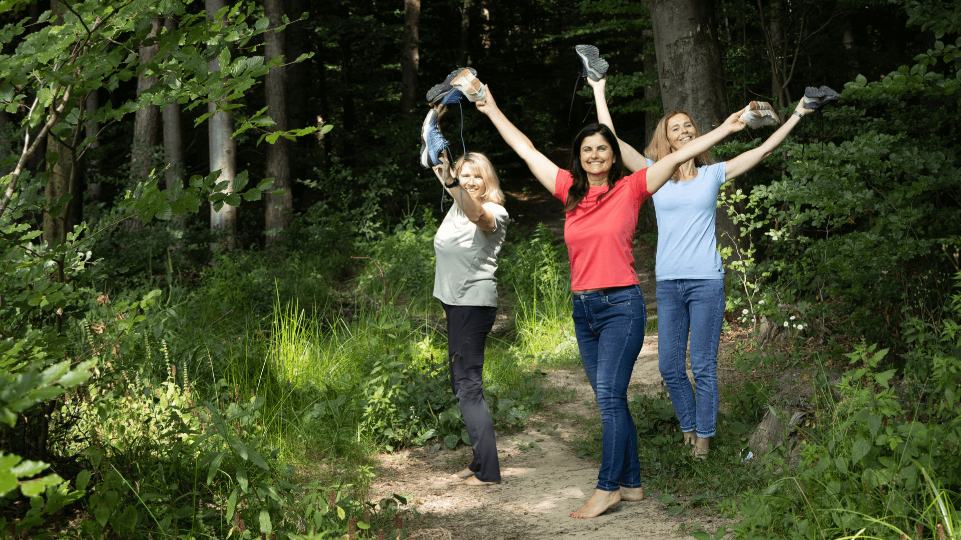 Read more about the article Waldbaden als Strategie für Stressreduktion, Resilienz und Burnout Prävention